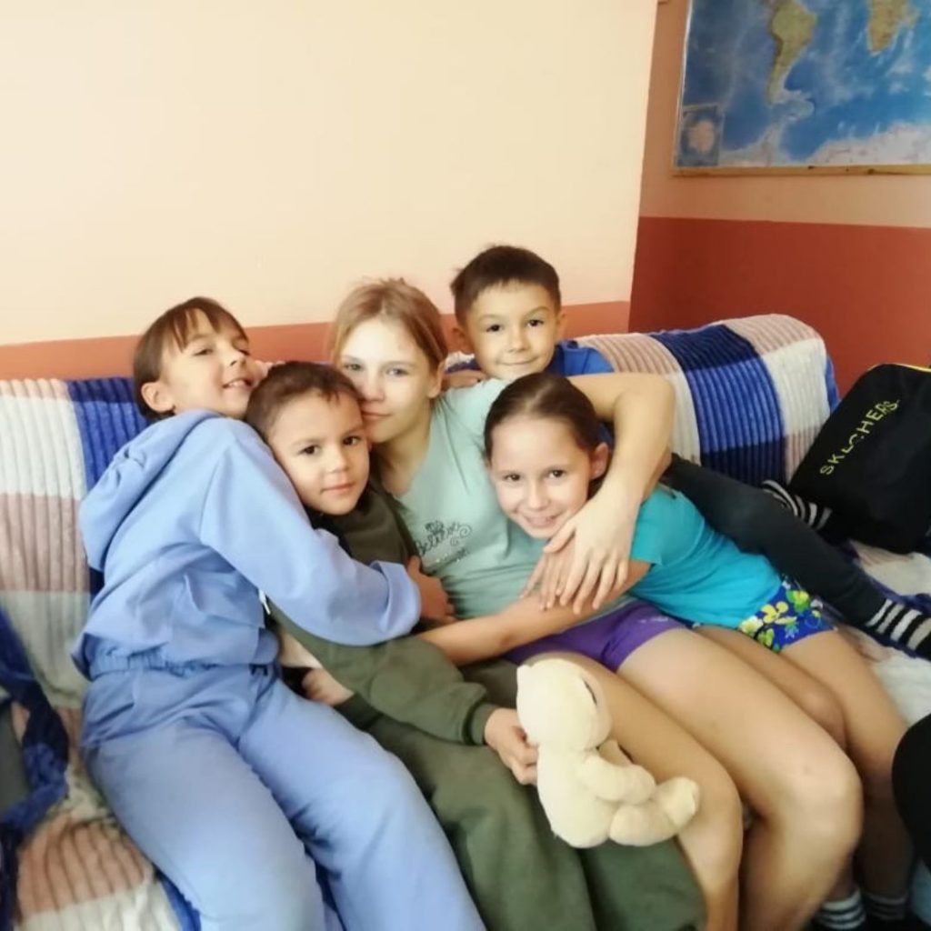 Объединение детей Донбасса с братьями и сестрами.